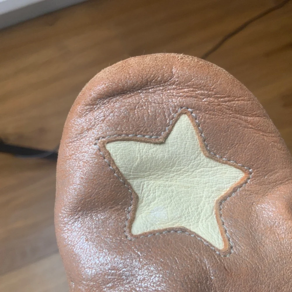 EZPZ Easy Peasy Pink Shoes with Star